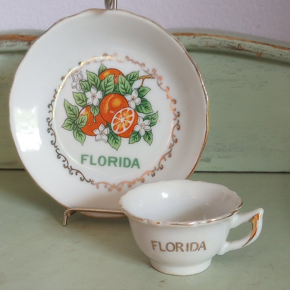 FLORIDA vintage mini plate and cup souvenir, white with oranges